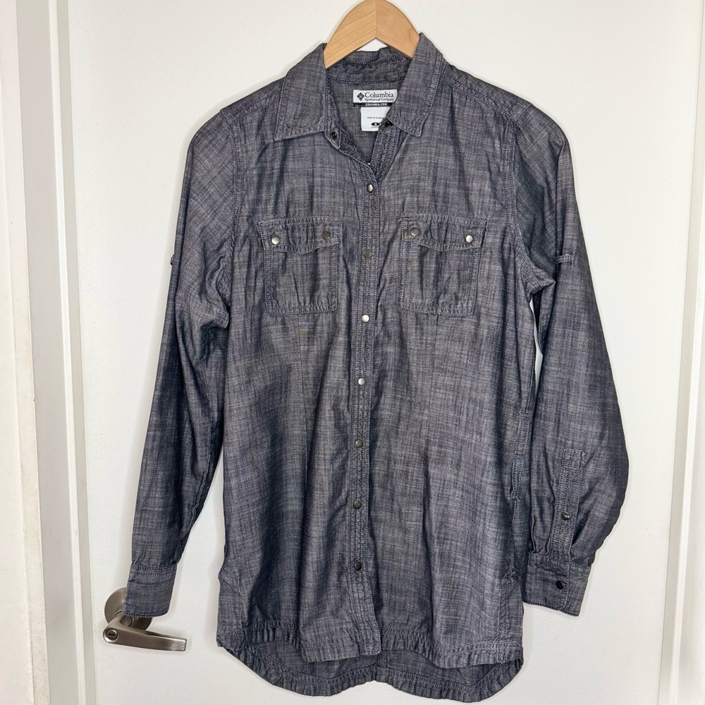 Columbia Chambray Snap Button Long Sleeve Gray Shirt SMALL Western Outdoor Cabin